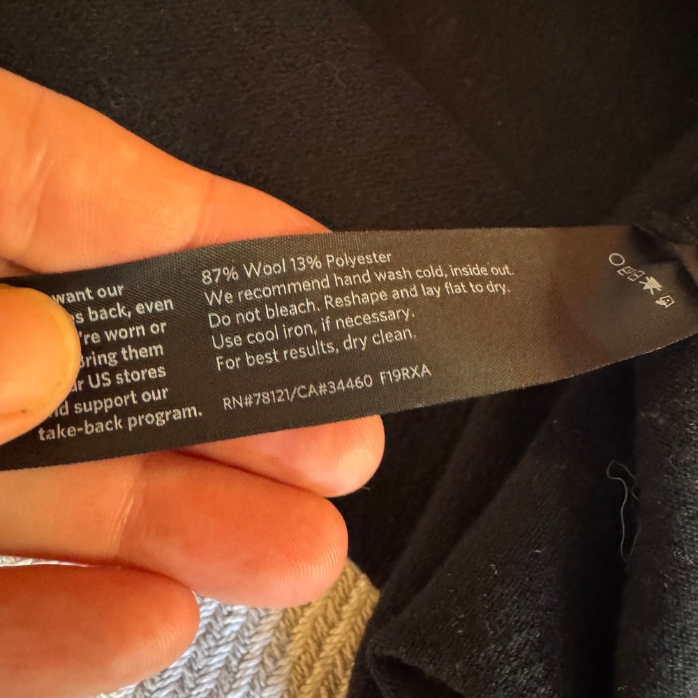 Eileen Fisher Black Wool Blend Oversized High Low Sweater Italian Yarn Large - Picture 7 of 9